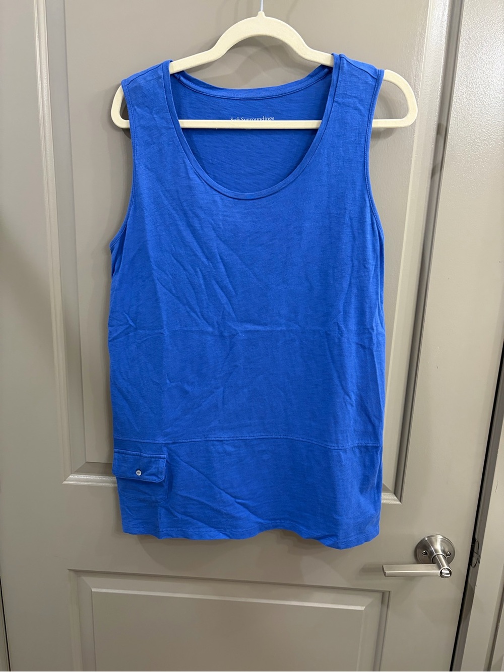 Soft Surroundings Sleeveless Scoop-Neck Tank in Bright Blue